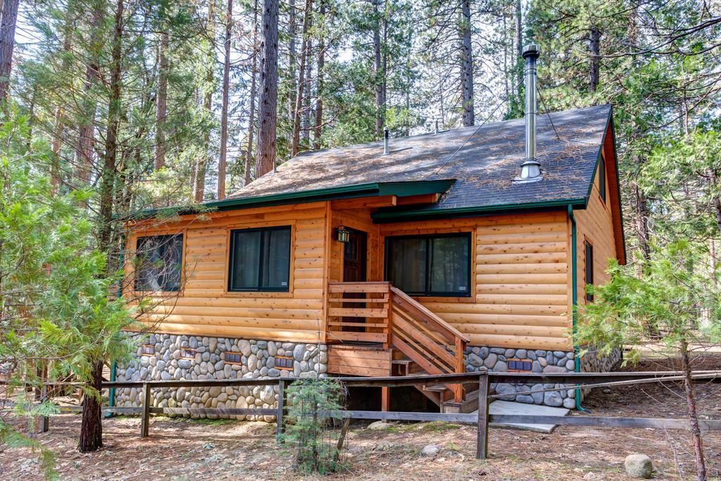 2N Big Pine Lodge Wawona Kültér fotó